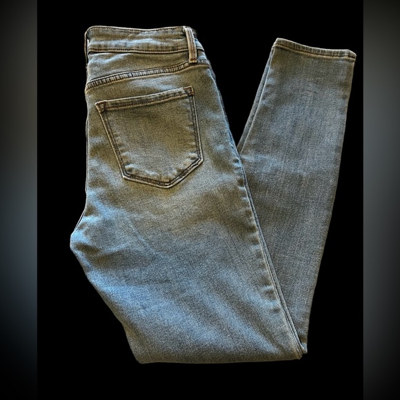 Old Navy Women's Super Skinny Jeans Sz 4 - Picture 4 of 5